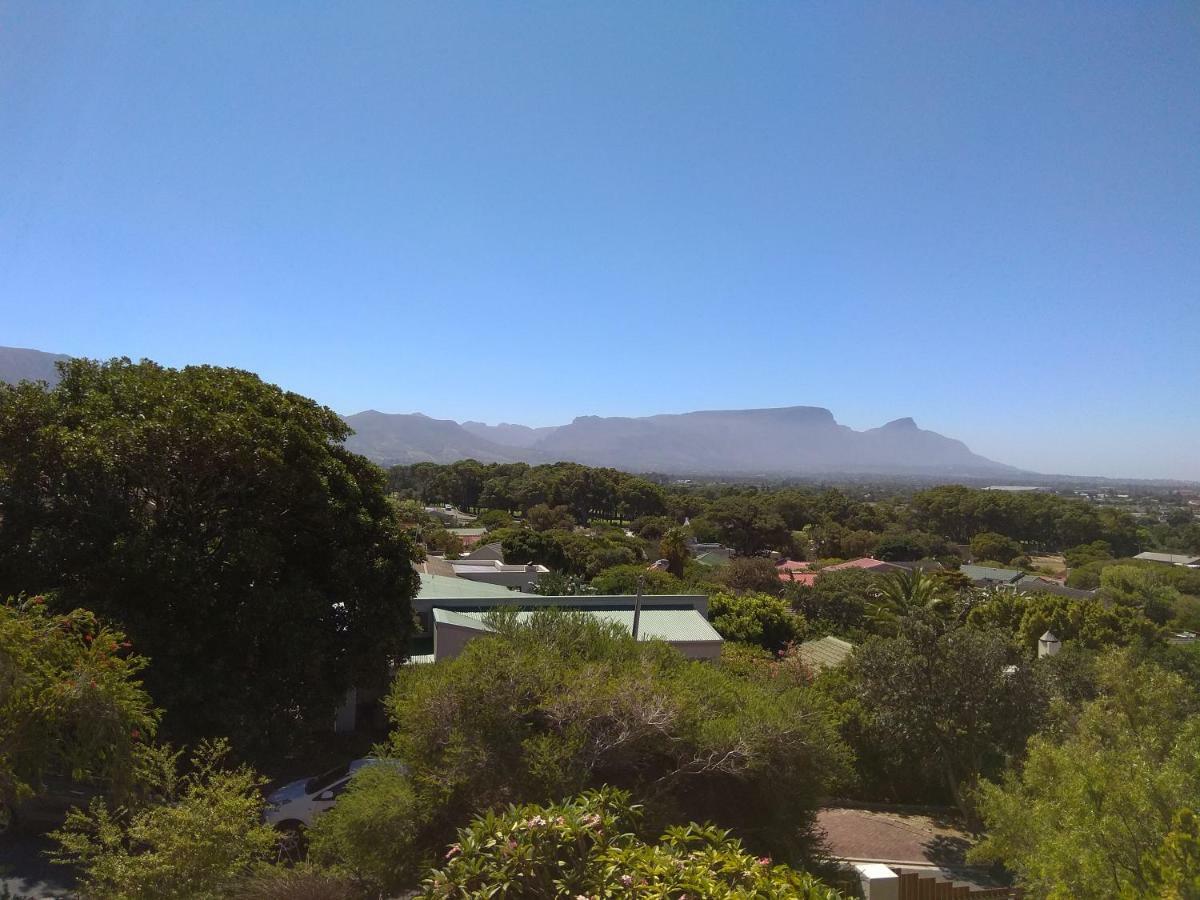 Spectrum Of Views Near Muizenberg Appartement Lakeside Buitenkant foto